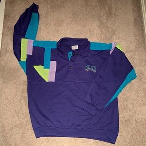 Vintage men’s 80s style crewneck. Large